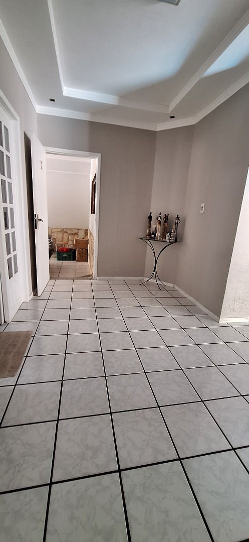  - Casa Com Excelente Área de Festas com 3 Dormitórios