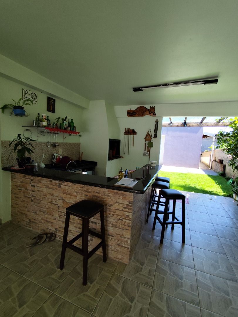 Casa à venda com 3 quartos, 296.95m² - Barra do Rio Cerro,Jaraguá do Sul