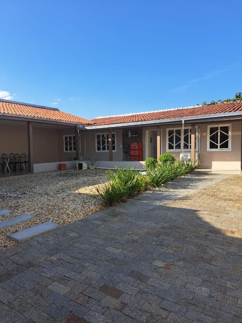 Casa à venda com 2 quartos, 110.00m² - São Luís,Jaraguá do Sul