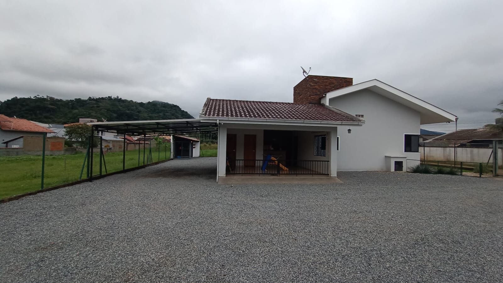 Casa à venda com 3 quartos, 143.14m² - Barra do Rio Cerro,Jaraguá do Sul
