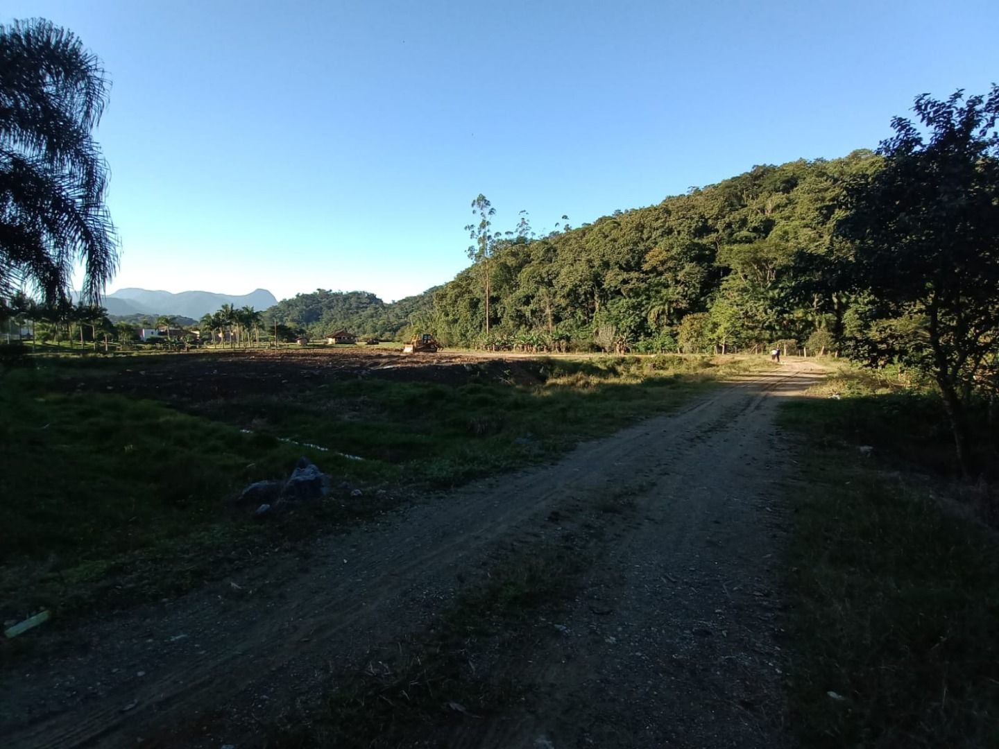  - Terreno de 30.833 m2 na Vila Chatres