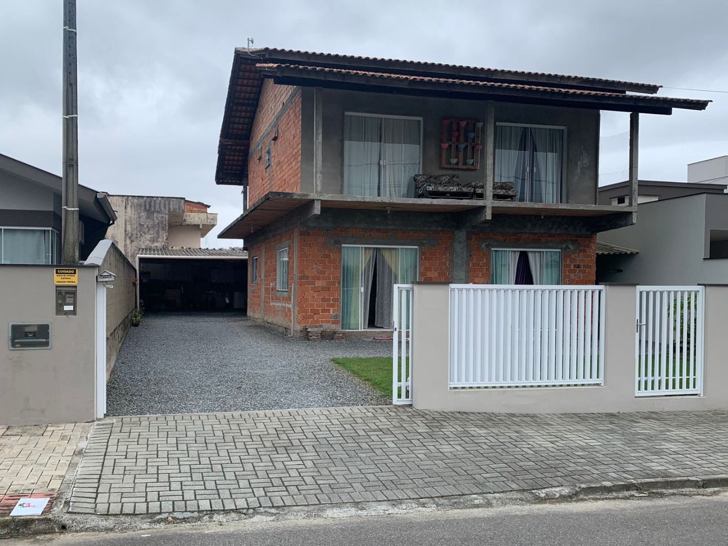 Casa à venda com 3 quartos, 168.00m² - Barra do Rio Cerro,Jaraguá do Sul