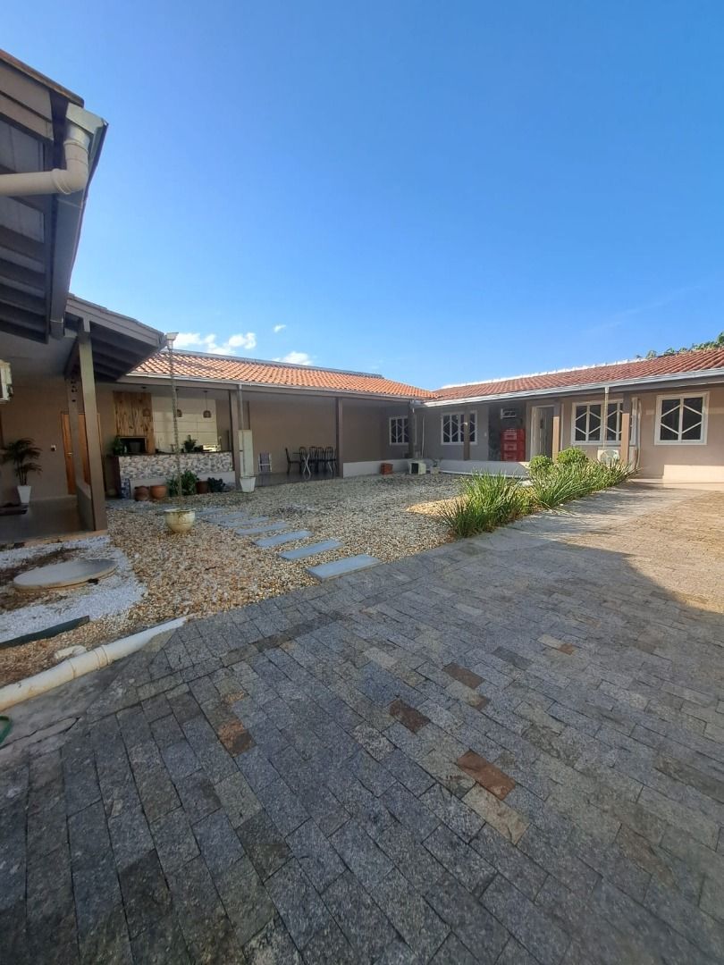 Casa à venda com 2 quartos, 110.00m² - São Luís,Jaraguá do Sul
