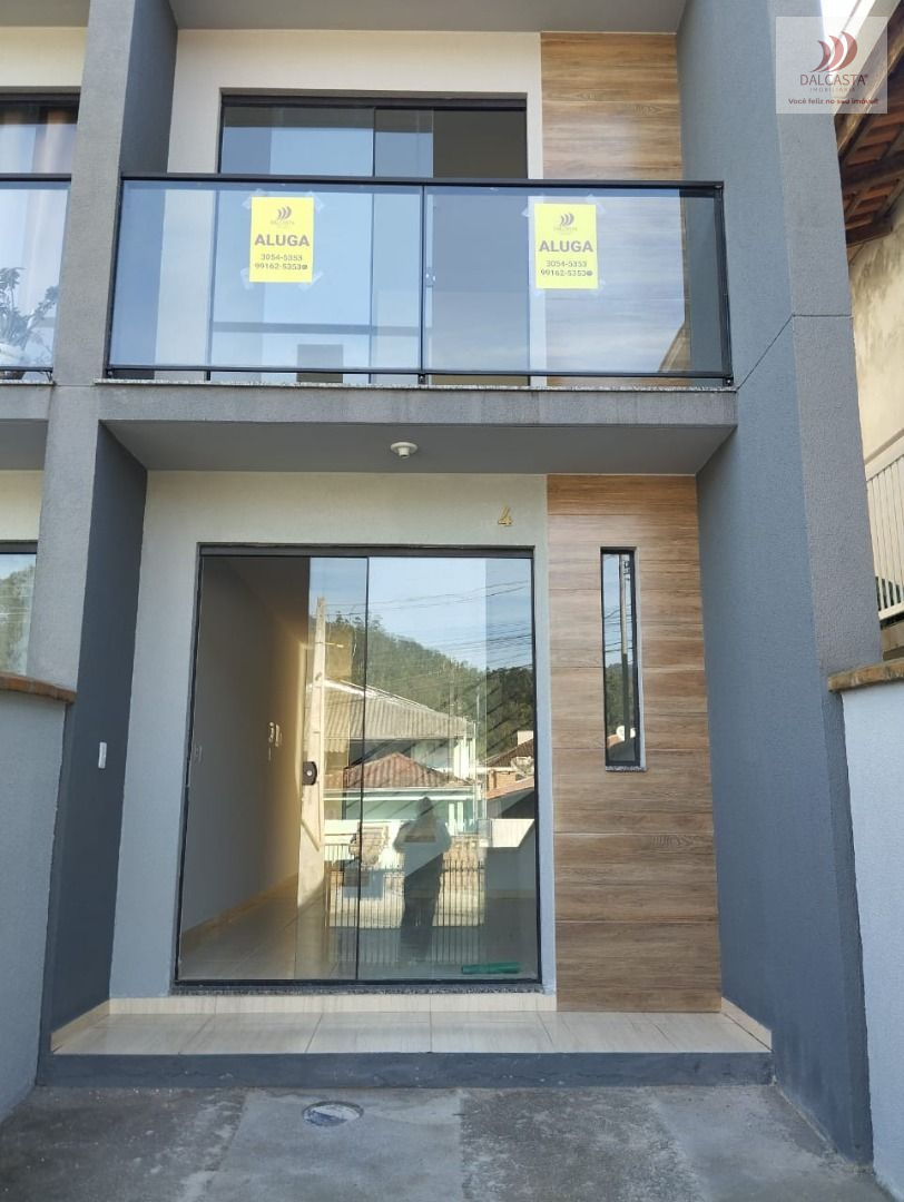 Casa para alugar com 2 quartos, 69.87m² - Barra do Rio Cerro,Jaraguá do Sul