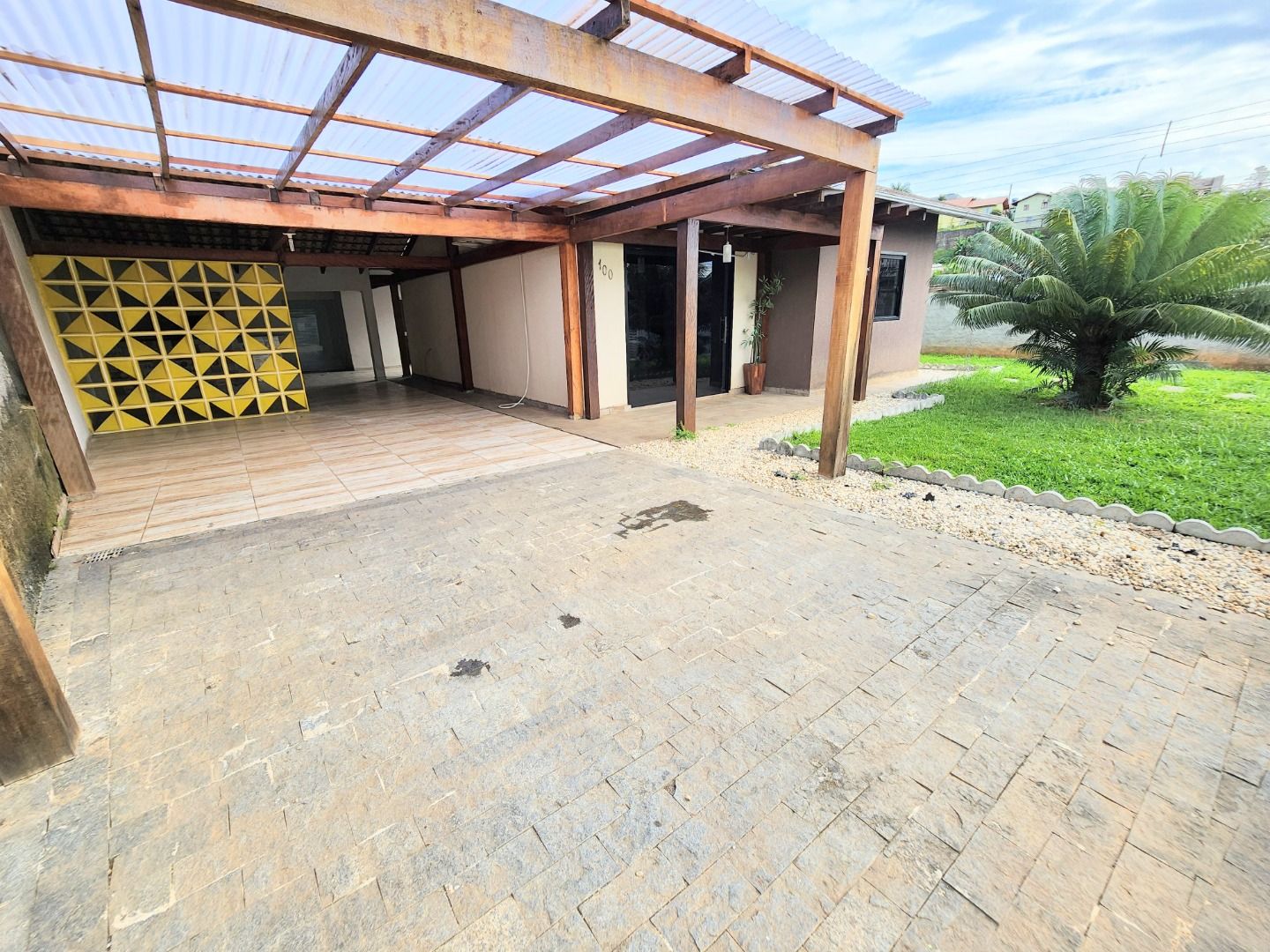Casa à venda com 2 quartos, 140.00m² - Vila Lenzi,Jaraguá do Sul