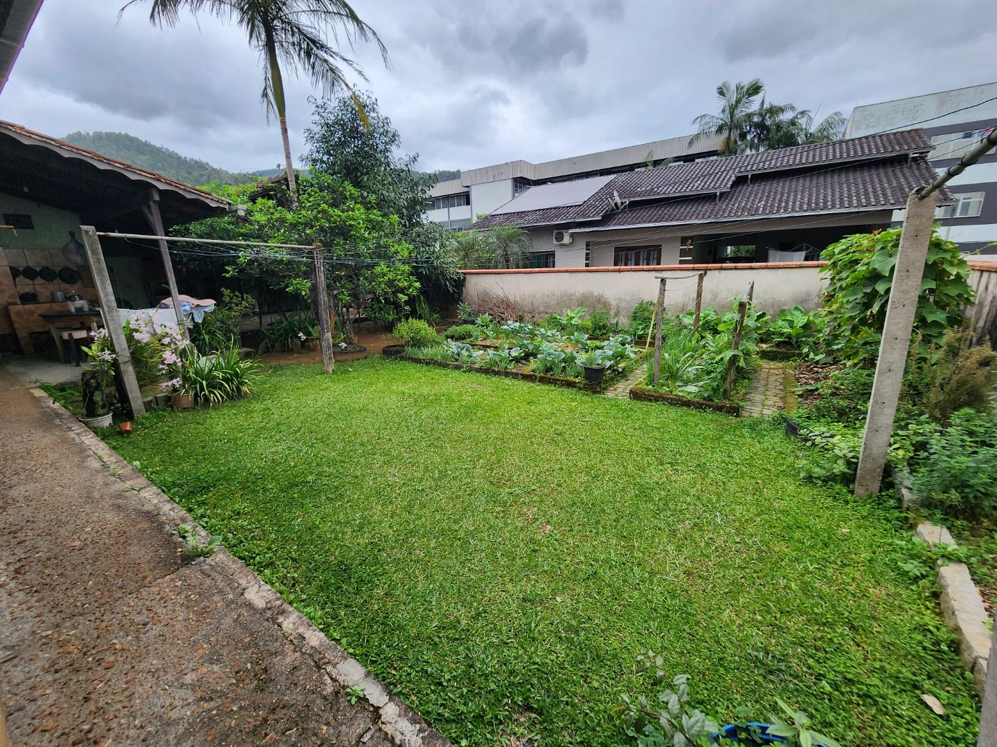 Casa à venda com 4 quartos, 236.00m² - Barra do Rio Molha,Jaraguá do Sul