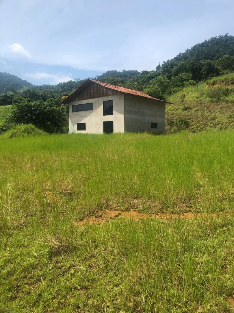 Chácara à venda com 2 quartos, 270.00m² - Garibaldi,Jaraguá do Sul