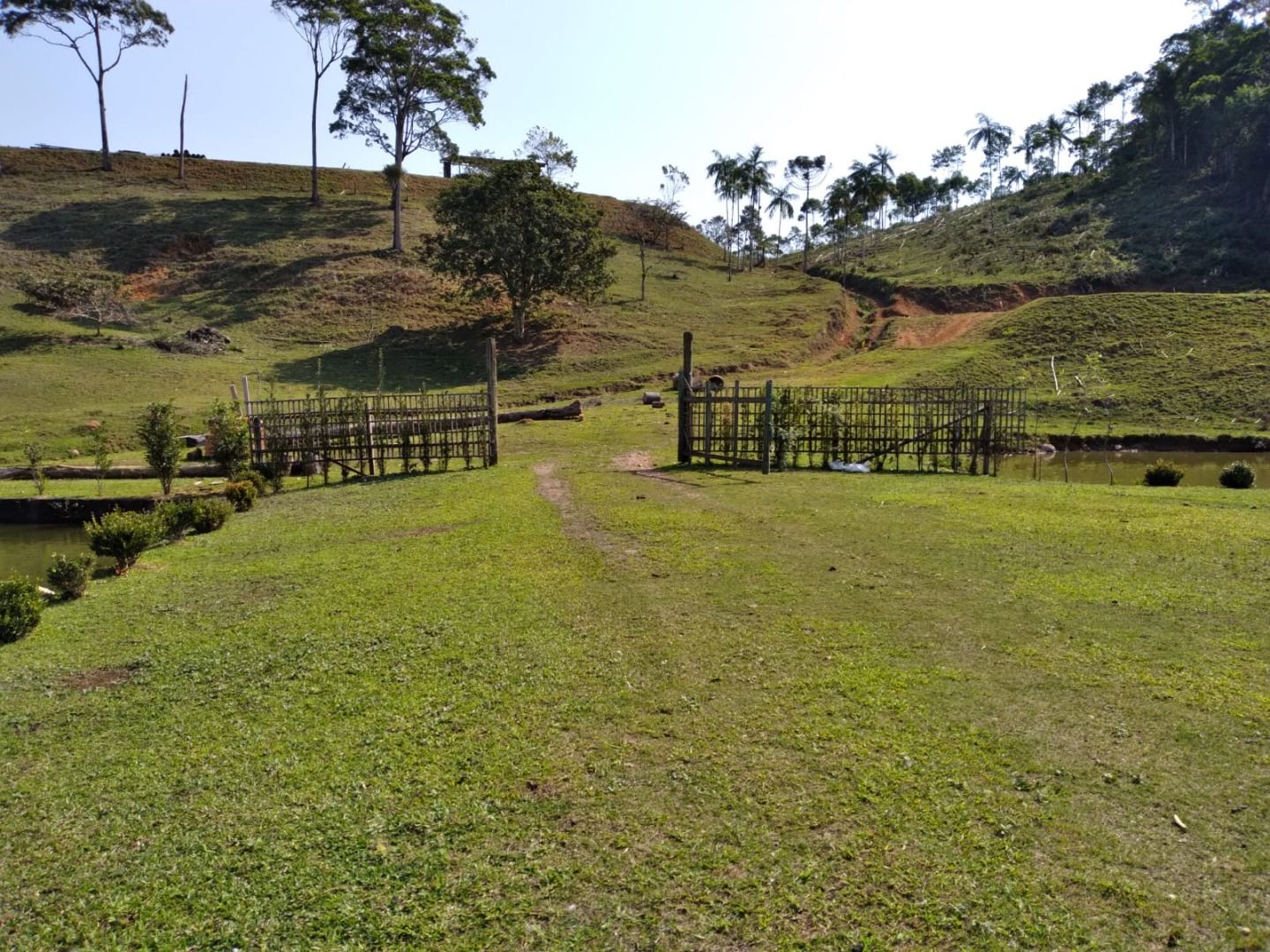 Chácara à venda com 2 quartos, 100.00m² - Rio Branco,