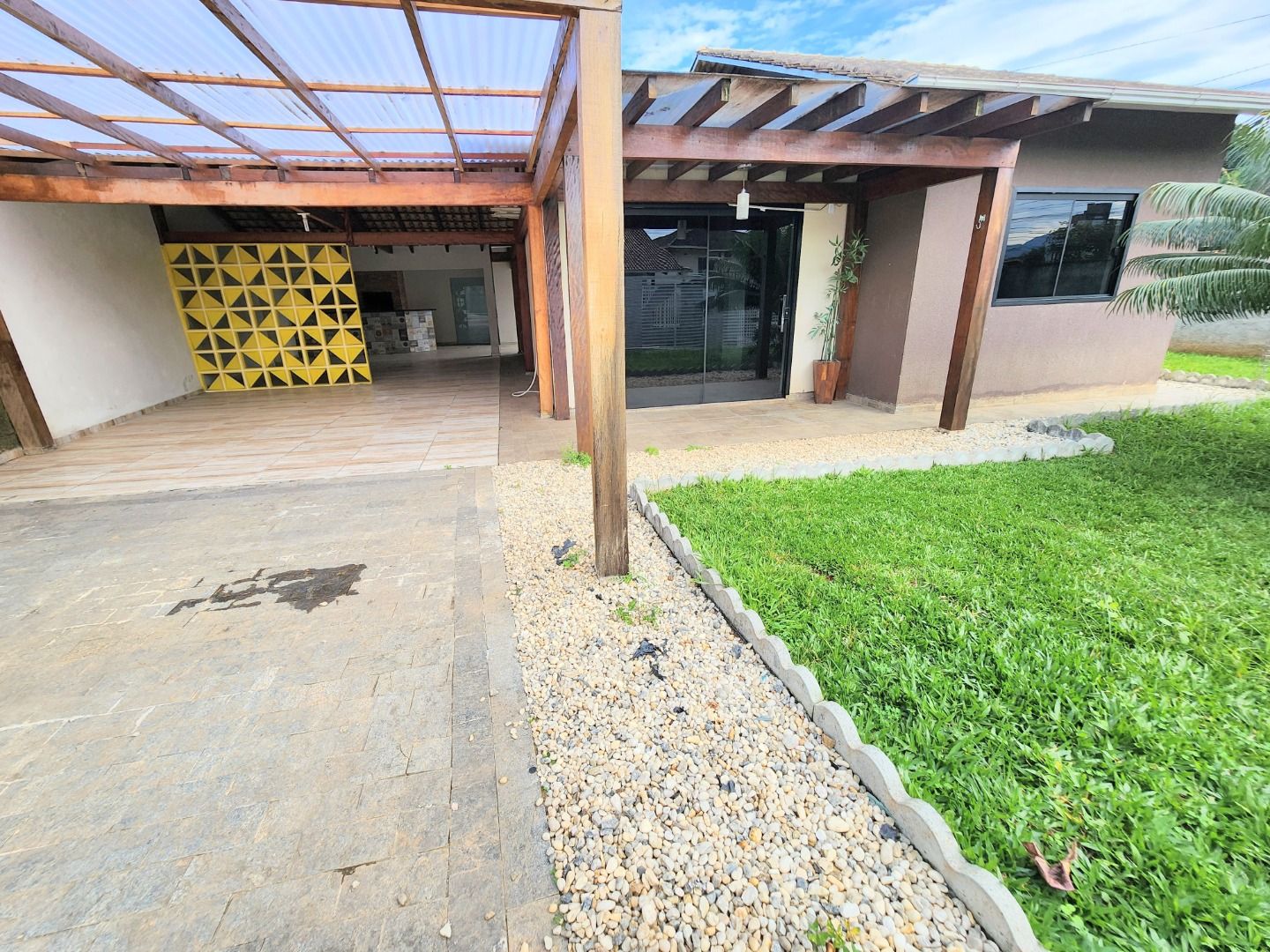 Casa à venda com 2 quartos, 140.00m² - Vila Lenzi,Jaraguá do Sul