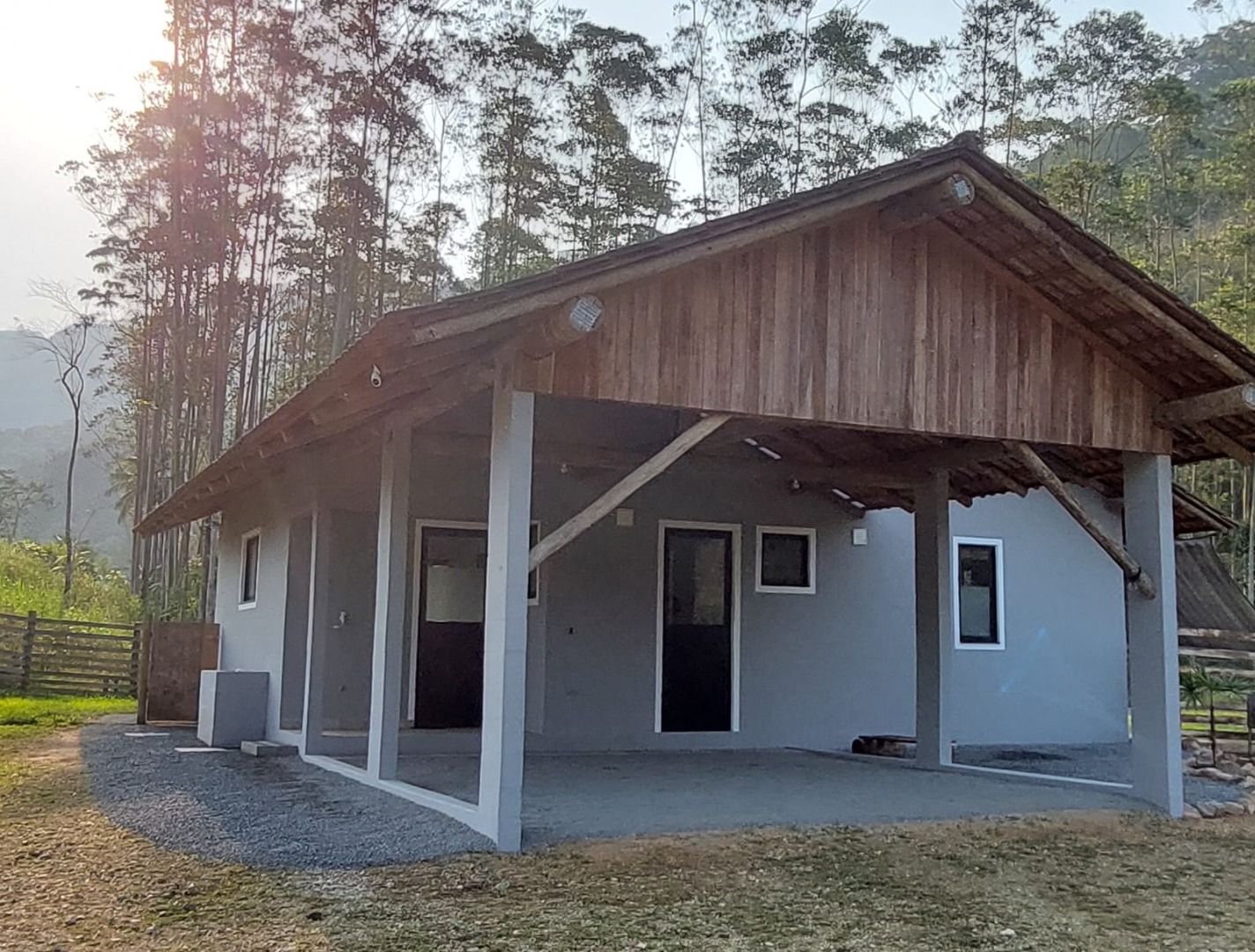 Chácara à venda com 2 quartos, 200.00m² - Rio da Luz,Jaraguá do Sul