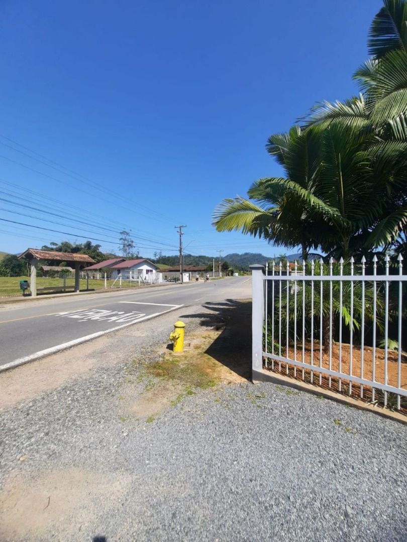 Casa à venda com 3 quartos, 230.00m² - Rio da Luz,Jaraguá do Sul