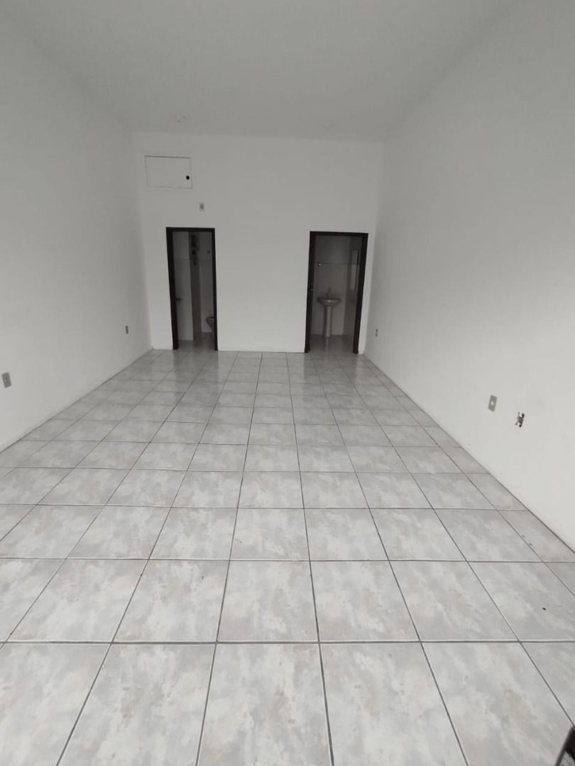  - Sala para alugar, 32 m² por R$ 1.500,00/mês - Centro - Jaraguá do Sul/SC