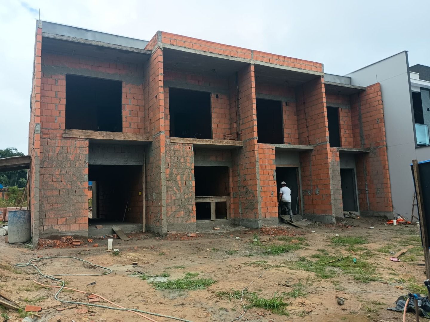  - Sobrado com 2 dormitórios à venda, 69 m² por R$ 345.000,00 - Ilha da Figueira - Guaramirim/SC