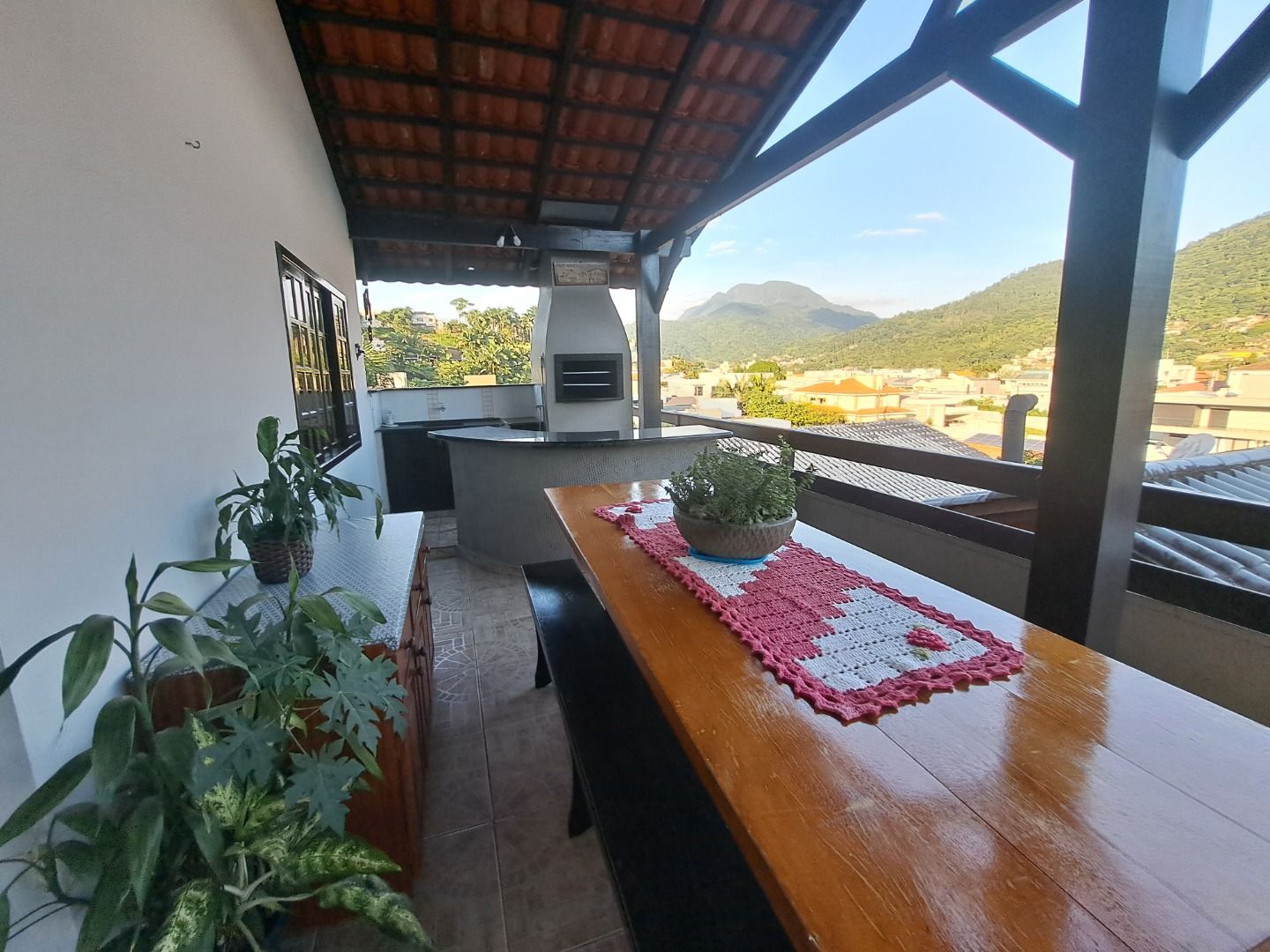 Sobrado à venda com 4 quartos, 220.00m² - Jaraguá Esquerdo,Jaraguá do Sul