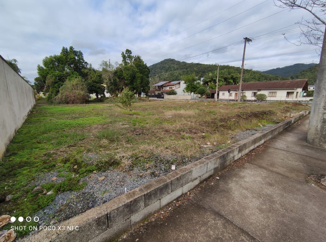 Terreno à venda - Barra do Rio Cerro,Jaraguá do Sul