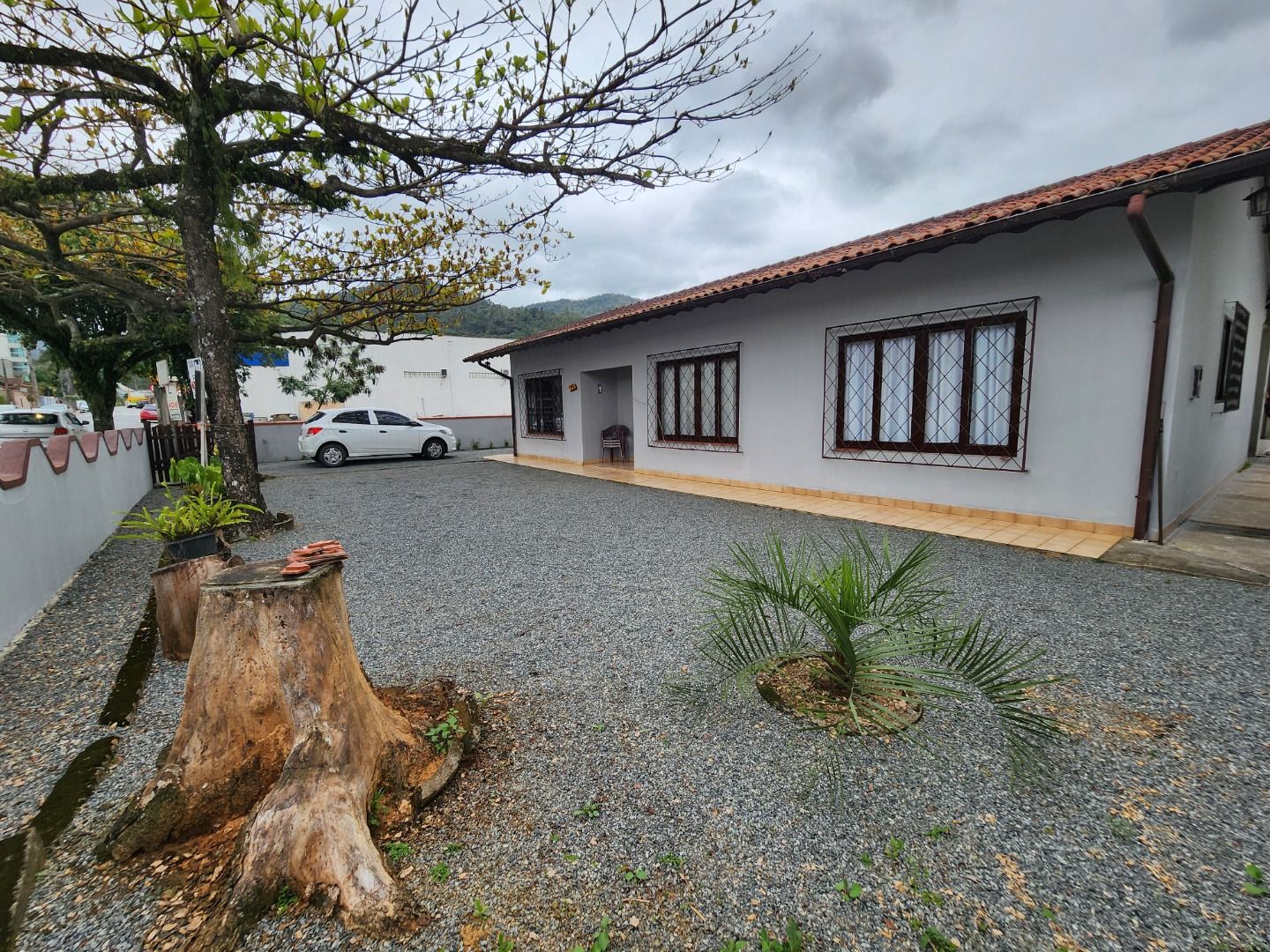 Casa à venda com 4 quartos, 236.00m² - Barra do Rio Molha,Jaraguá do Sul