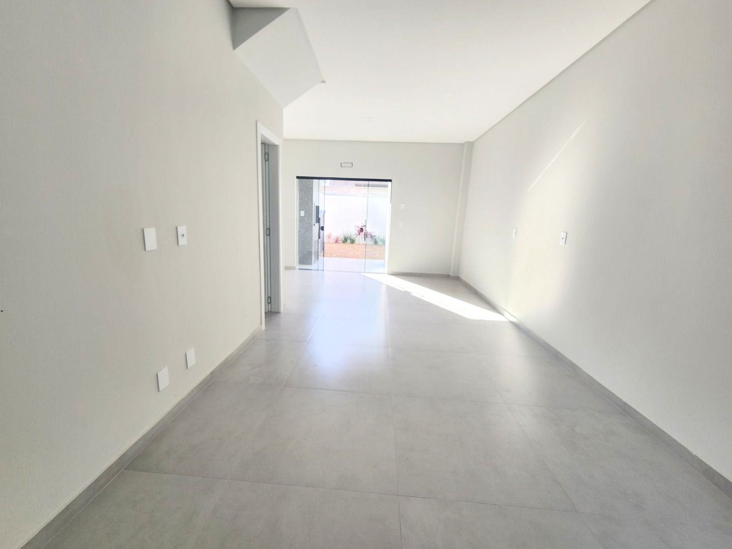  - Sobrado com 3 dormitórios sendo 1 suíte com closet à venda, 135 m² por R$ 750.000 - Ilha da Figueira - Jaraguá do Sul/SC