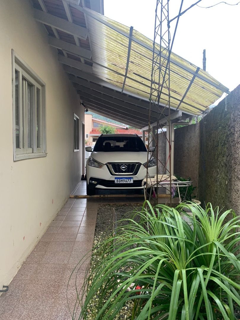 Casa à venda com 4 quartos, 130.00m² - São Luís,Jaraguá do Sul