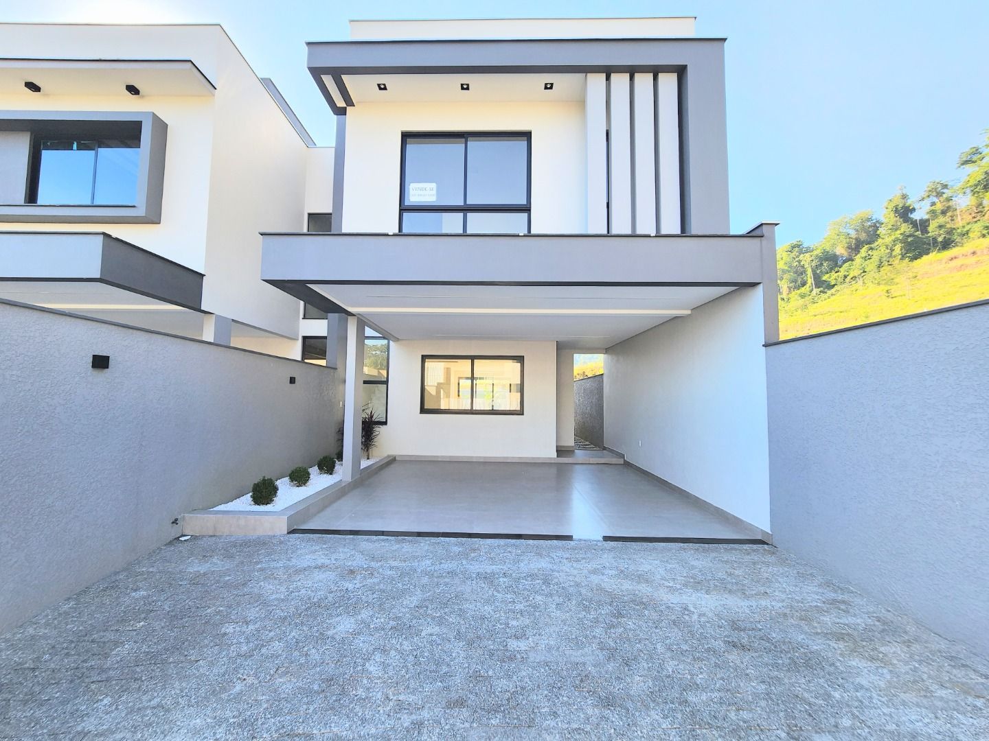 Sobrado à venda com 3 quartos, 158.35m² - Barra do Rio Cerro,Jaraguá do Sul