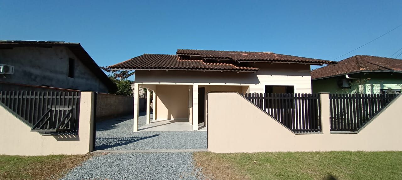 Casa à venda com 2 quartos, 90.00m² - Rio Cerro II,Jaraguá do Sul