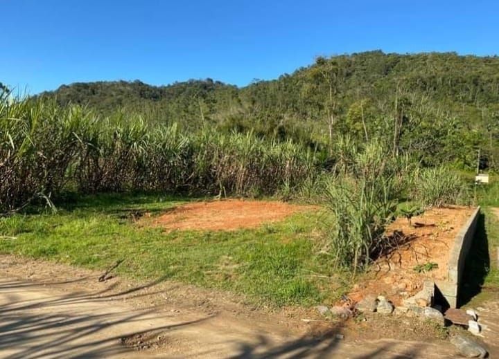 Casa à venda com 3 quartos, 200.00m² - Rio Cerro II,Jaraguá do Sul