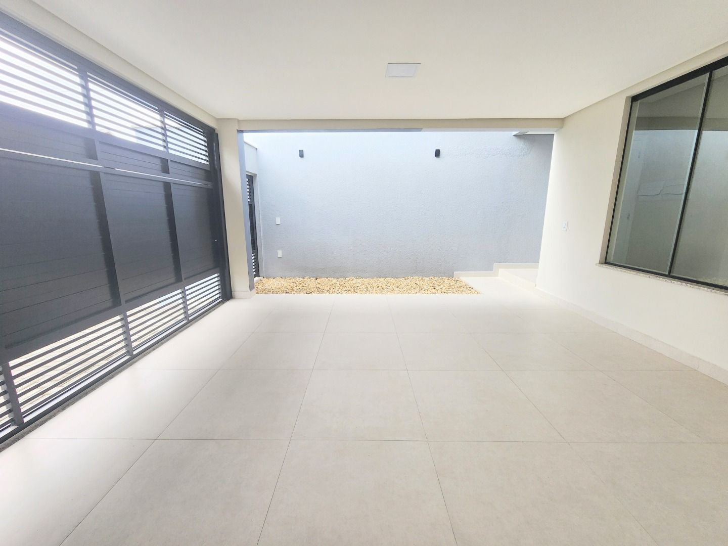 Sobrado à venda com 3 quartos, 134.99m² - Barra do Rio Cerro,Jaraguá do Sul