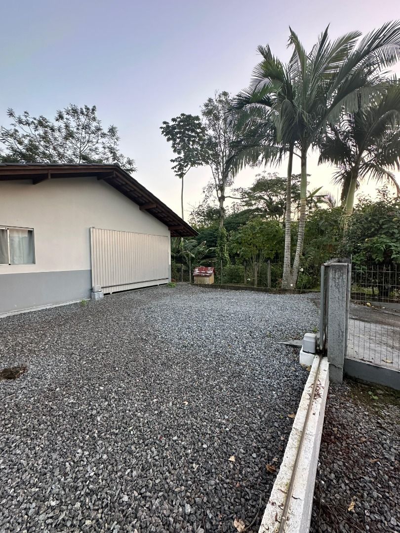  - Casa com 4 quartos, Barra do Rio Cerro I