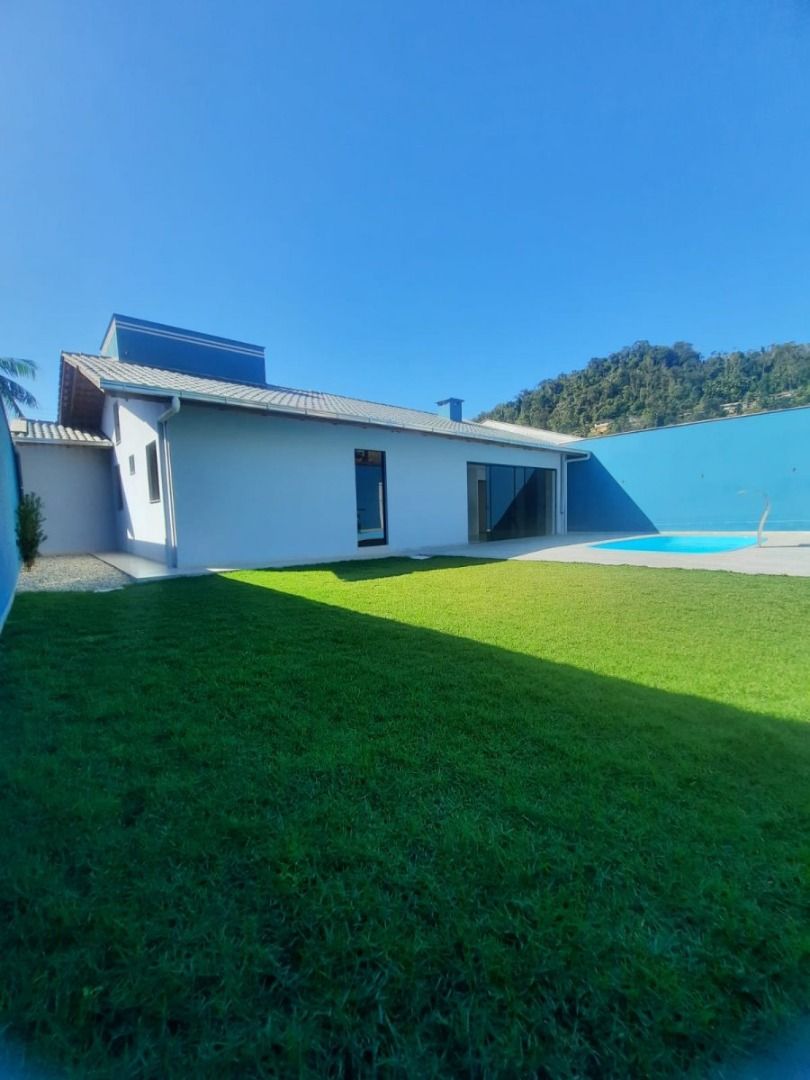 Casa à venda com 3 quartos, 153m² - Jaraguá 99,Jaraguá do Sul