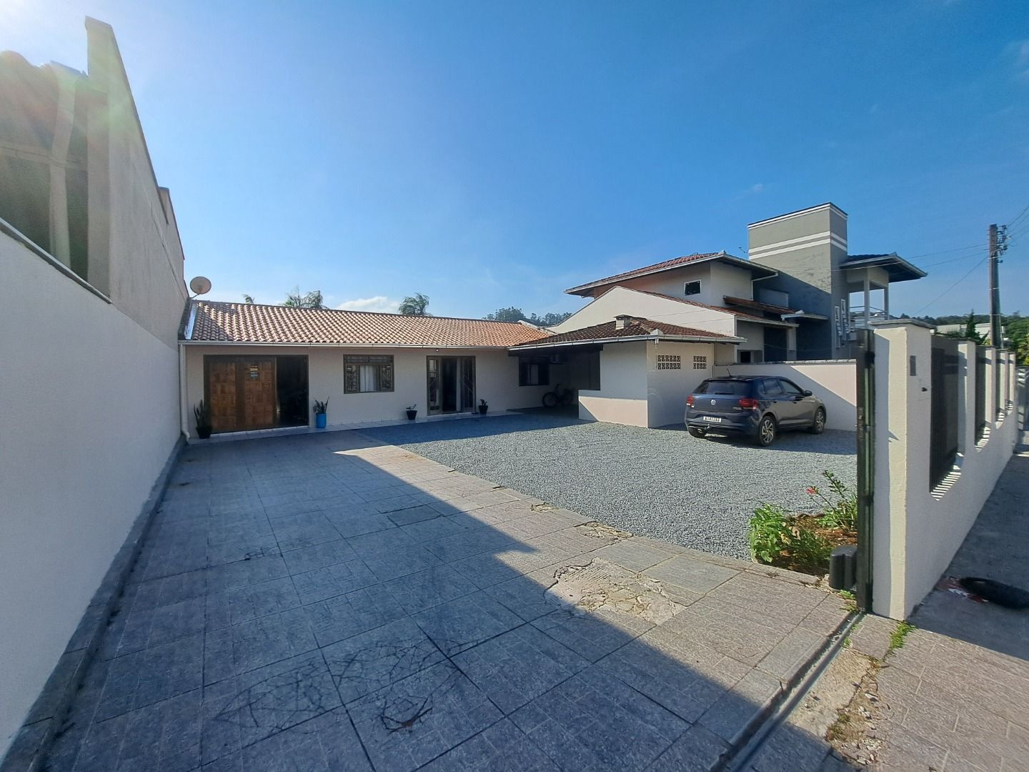 Casa à venda com 3 quartos, 117.00m² - Barra do Rio Cerro,Jaraguá do Sul
