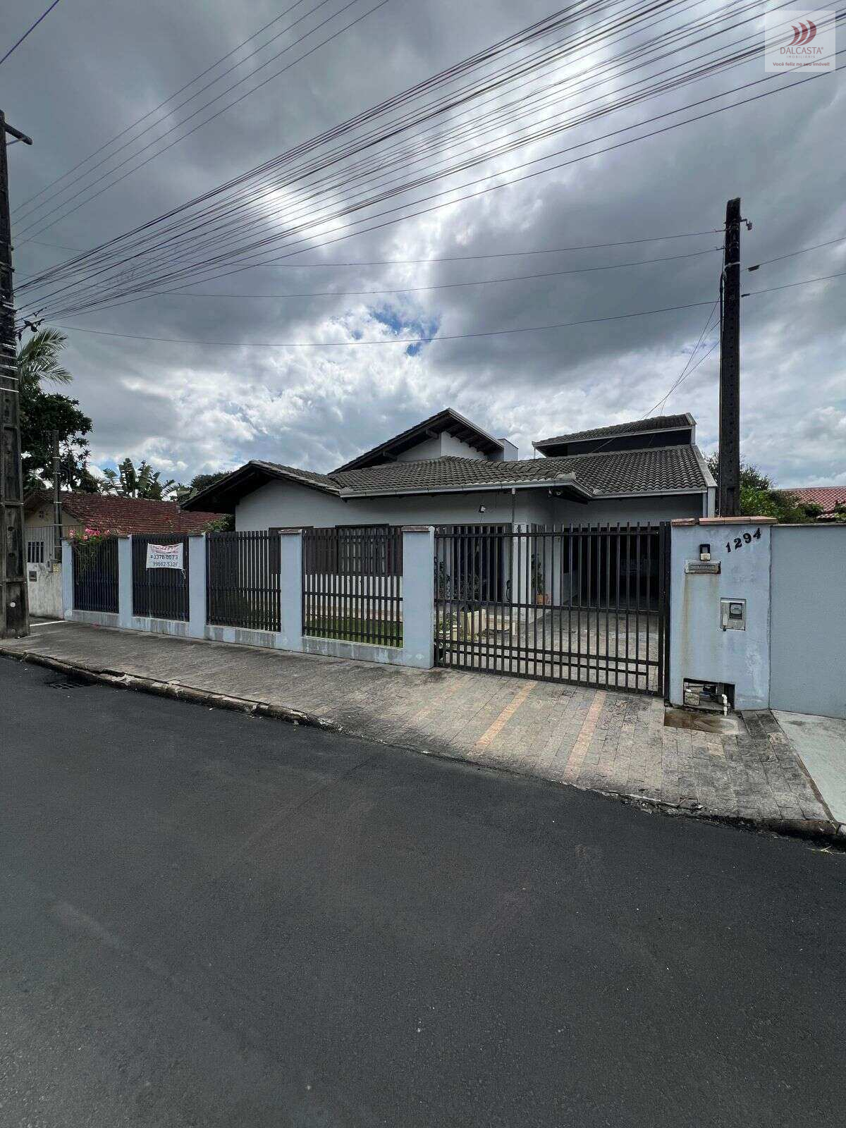 Casa à venda com 3 quartos, 287,17m² - Barra do Rio Cerro,Jaraguá do Sul