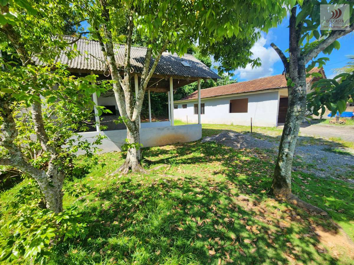 Casa à venda com 3 quartos, 110m² - Barra do rio cerro,Jaraguá do Sul