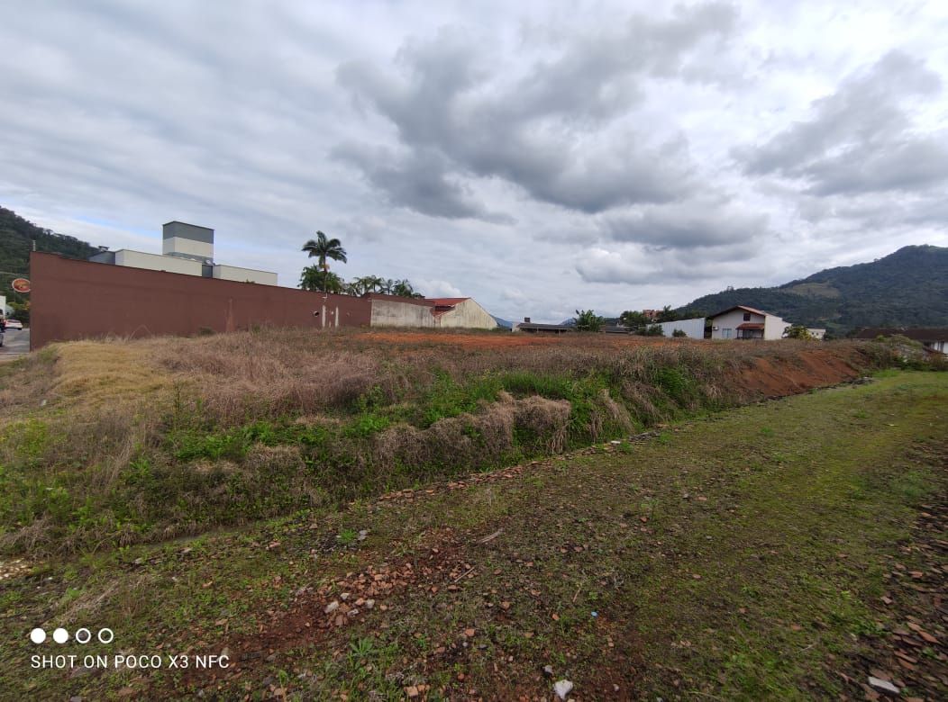 Terreno à venda - Barra do Rio Cerro,Jaraguá do Sul