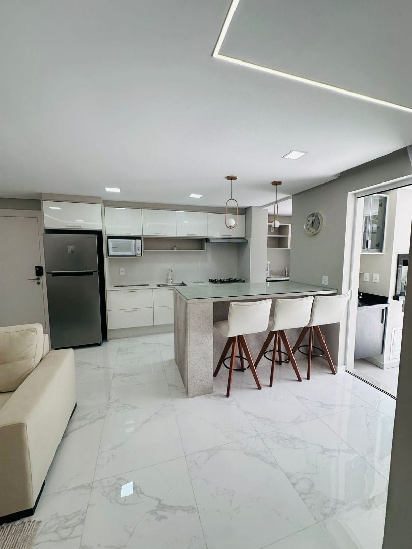 Apartamento à venda com 2 quartos, 73.00m² - Vila Lalau,Jaraguá do Sul