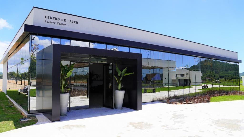 Conjunto Comercial à venda, 1000.00m² - Volta Grande,Navegantes