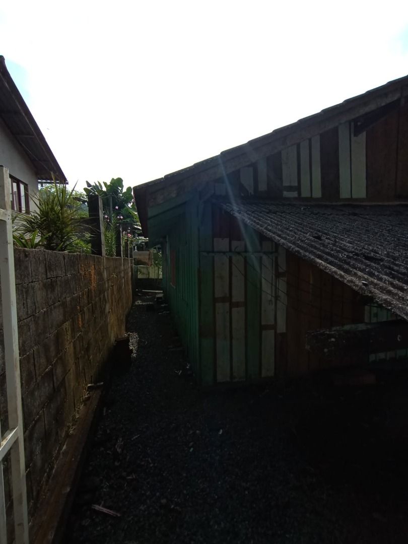 Casa à venda com 3 quartos, 90.00m² - Rio da Luz,Jaraguá do Sul