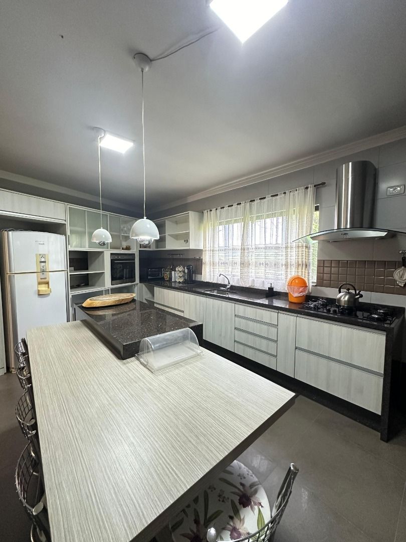 Chácara à venda com 4 quartos, 600.00m² - Duas Mamas,Schroeder