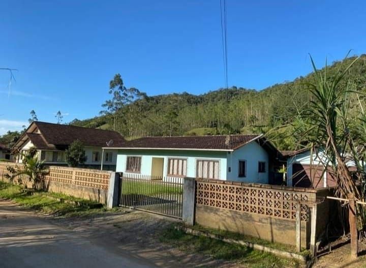  - Casa com 3 dormitórios à venda, 200 m² por R$ 756.000,00 - Rio Cerro II - Jaraguá do Sul/SC