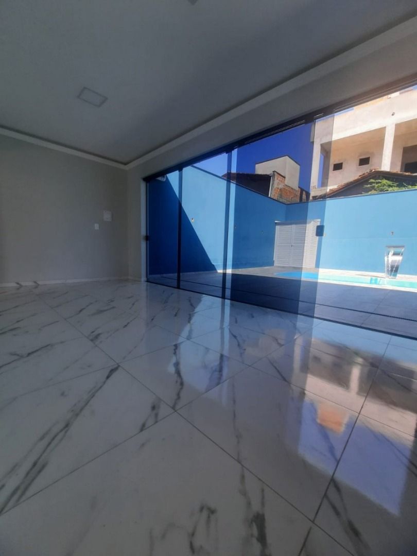  - Casa com 3 dormitórios à venda, 111 m² por R$ 720.000,00 - Jaraguá Noventa e Nove - Jaraguá do Sul/SC