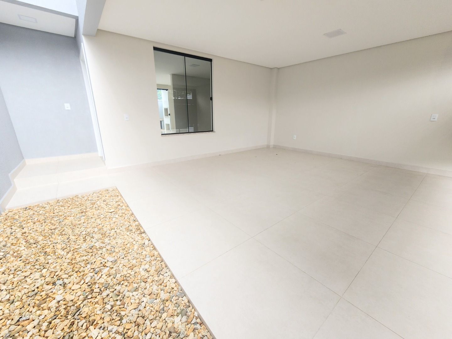 Sobrado à venda com 3 quartos, 134.99m² - Barra do Rio Cerro,Jaraguá do Sul