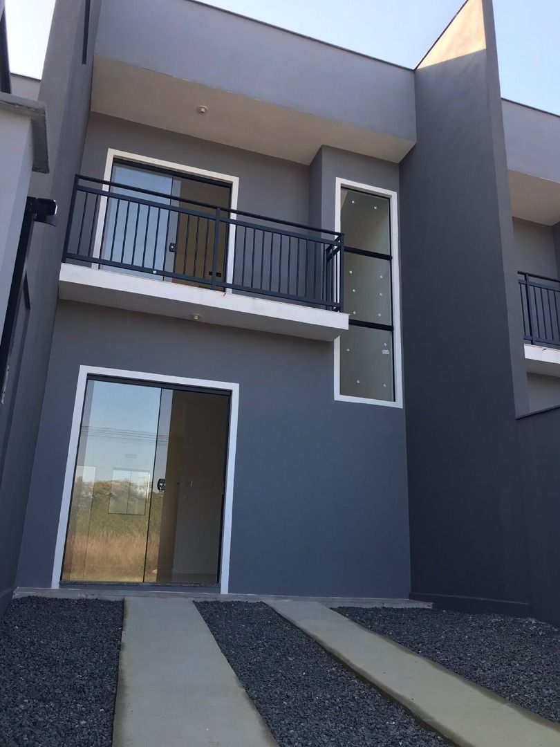 Sobrado à venda com 2 quartos, 70.34m² - Três Rios do Norte,Jaraguá do Sul