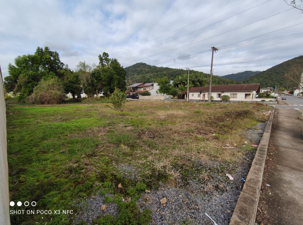 Terreno à venda - Barra do Rio Cerro,Jaraguá do Sul