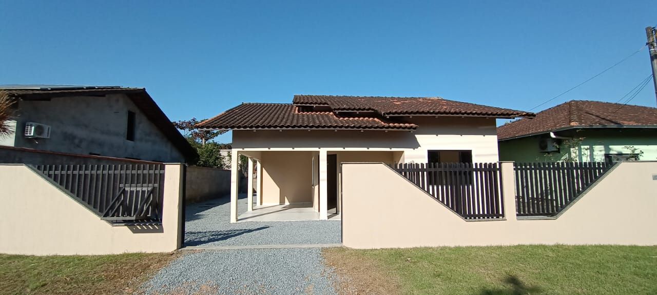 Casa à venda com 2 quartos, 90.00m² - Rio Cerro II,Jaraguá do Sul