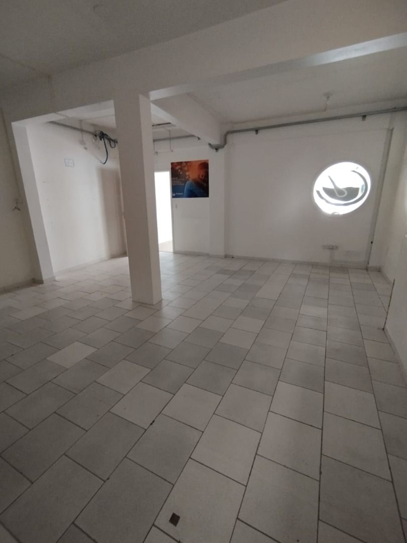 Sala comercial para alugar, 230.00m² - Barra do Rio Cerro,Jaraguá do Sul